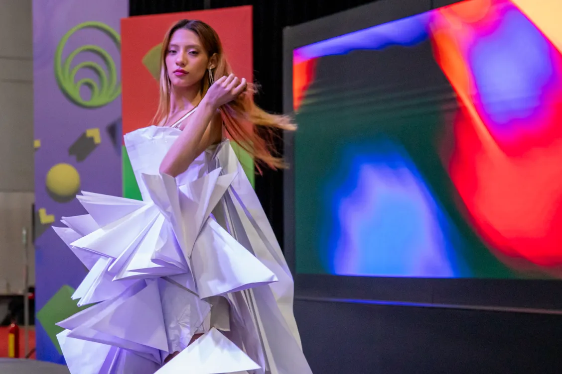 La imagen que da la bienvenida a la industria gráfica de habla hispana